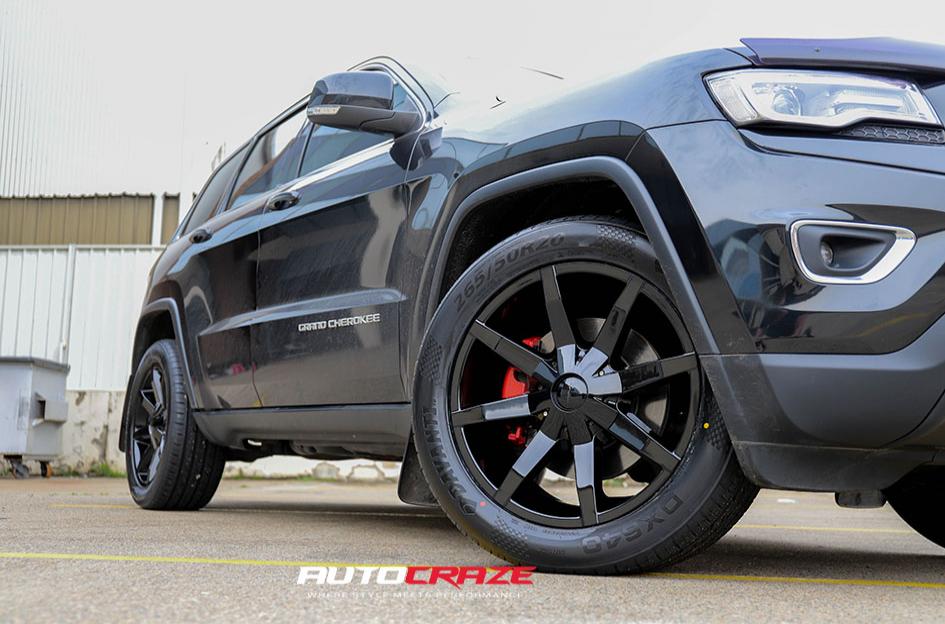 JEEP-GRAND-CHEROKEE-SLIDE-GLOSS-BLACK